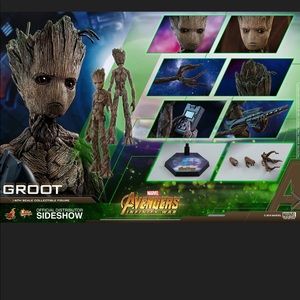 1/6 Avengers: Infinity War Groot Figure Hot Toys